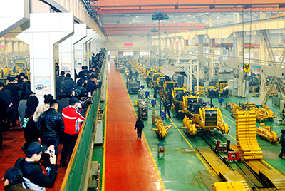 “國之重器 山推行”—— 2014山推系列產(chǎn)品全面升級活動(dòng)正式啟動(dòng)